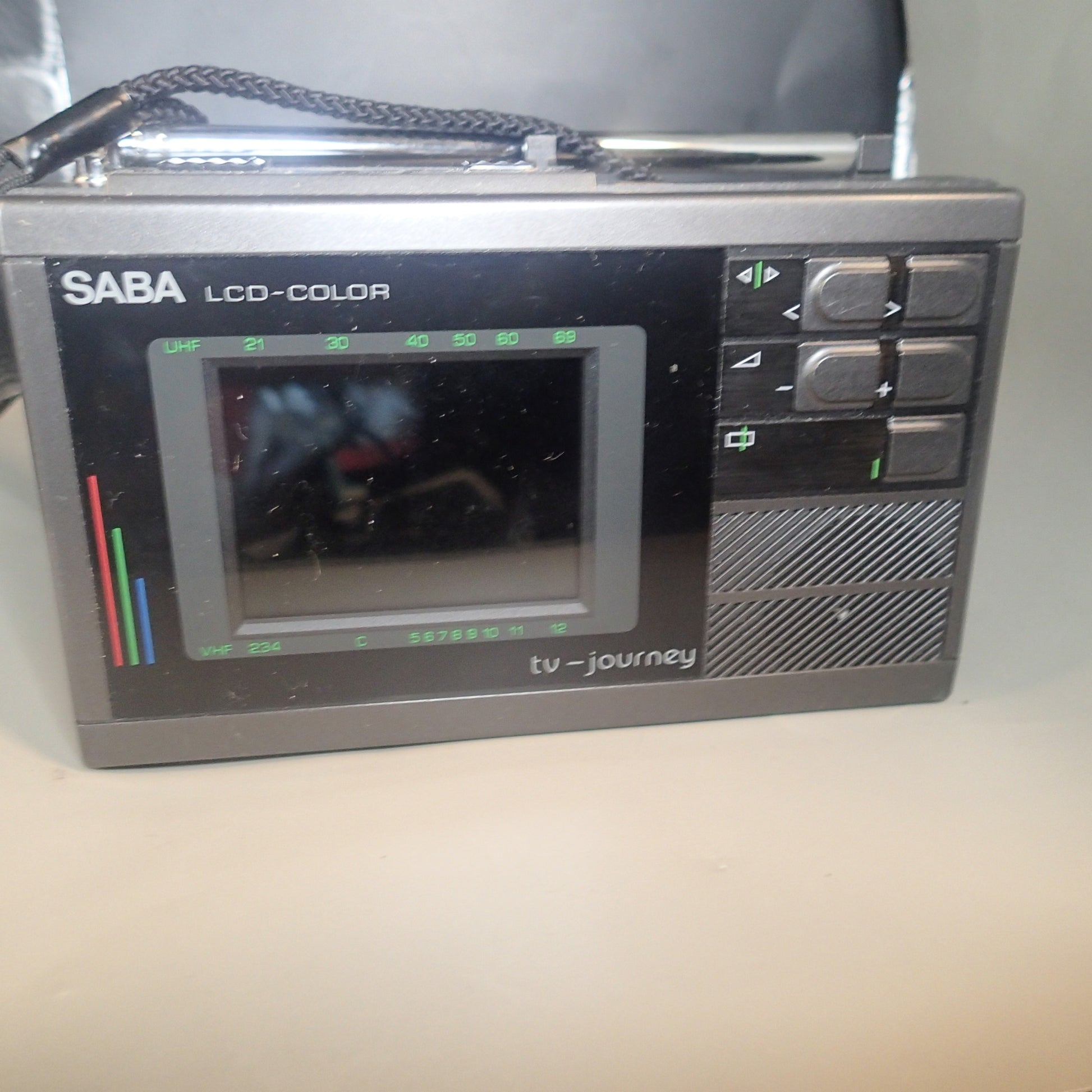 SABA TV-Journey TV mobile TV LCD colore UHF VHF AV Composite Audio 642000