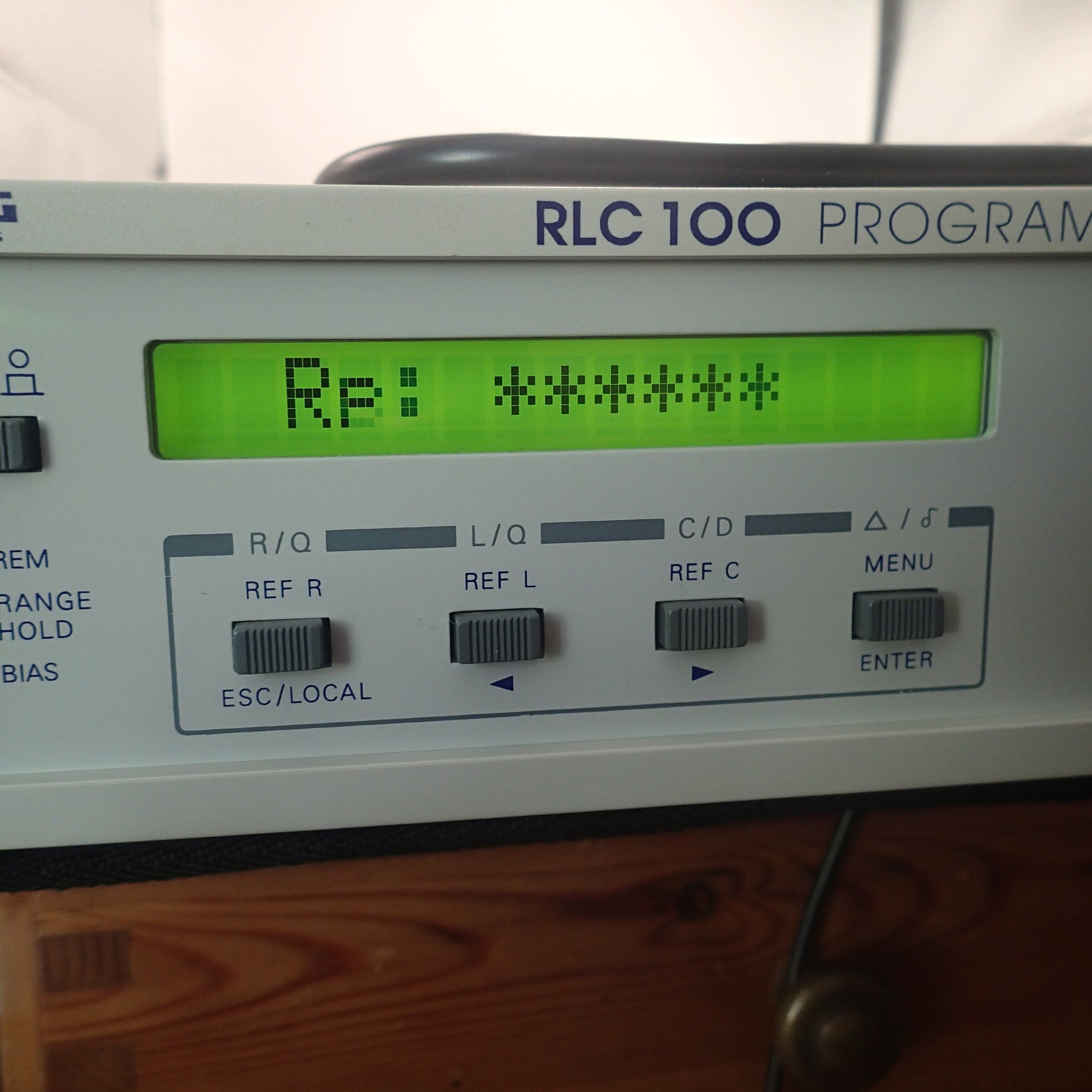 GRUNDIG RLC 100 Frequenzzähler Frequenzmessung - geprüft vom Händler