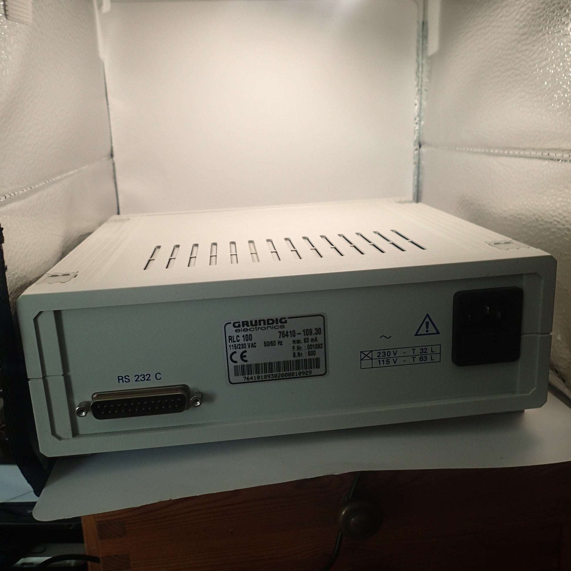 GRUNDIG RLC 100 Frequenzzähler Frequenzmessung - geprüft vom Händler